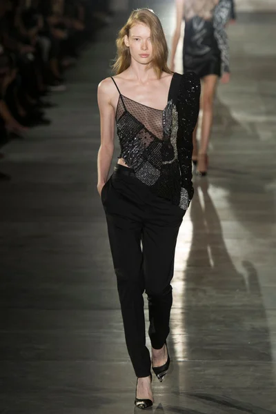 Look 34